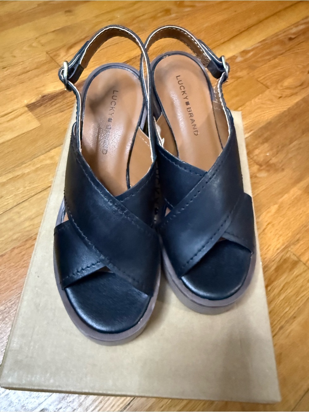 Lucky Brand Black Crisscross Platform Sandalsh